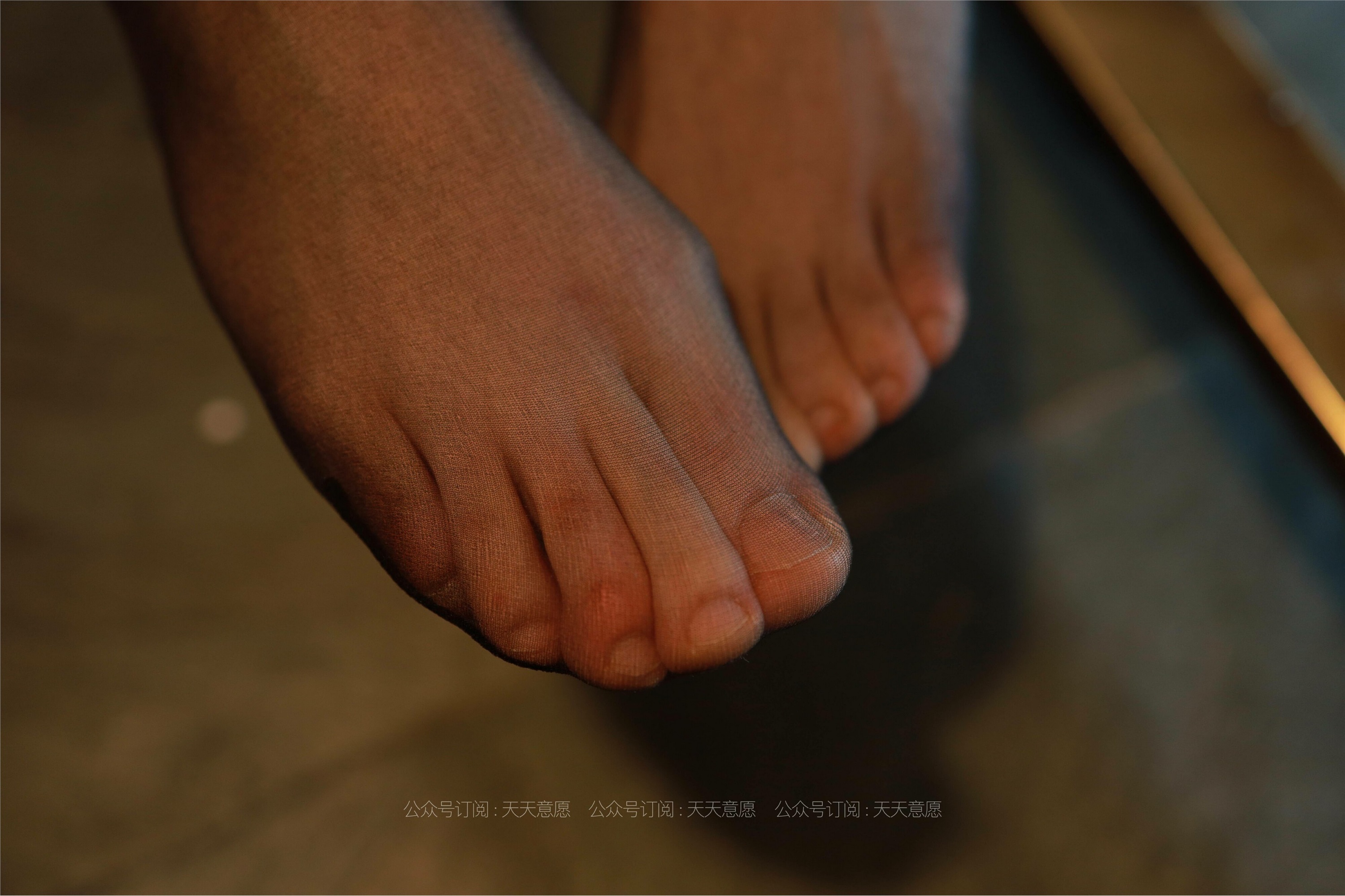 IESS异思趣向  2021.06.09 丝享家827：小婕《红色跟底一身轻》